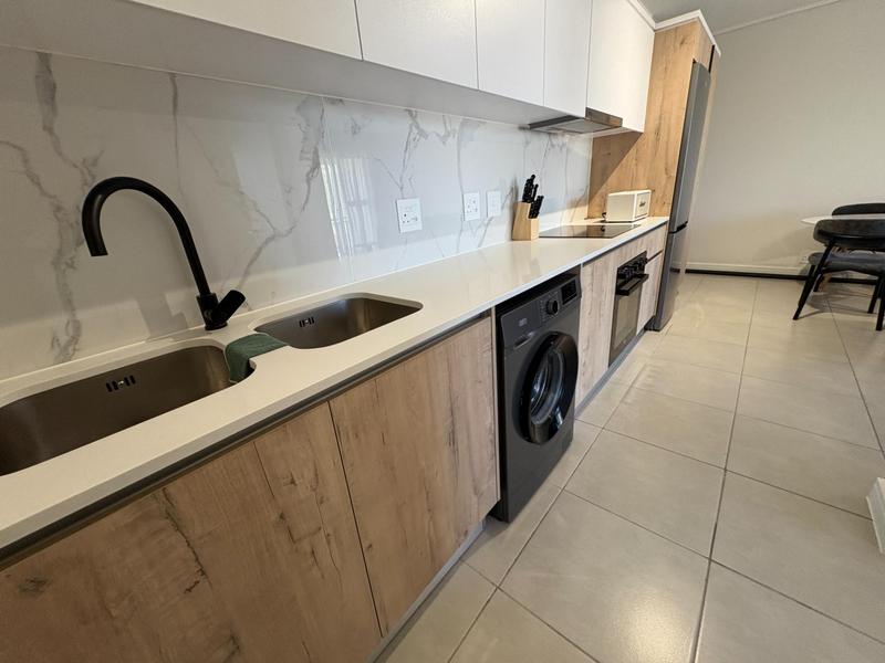 To Let 1 Bedroom Property for Rent in Richwood Western Cape